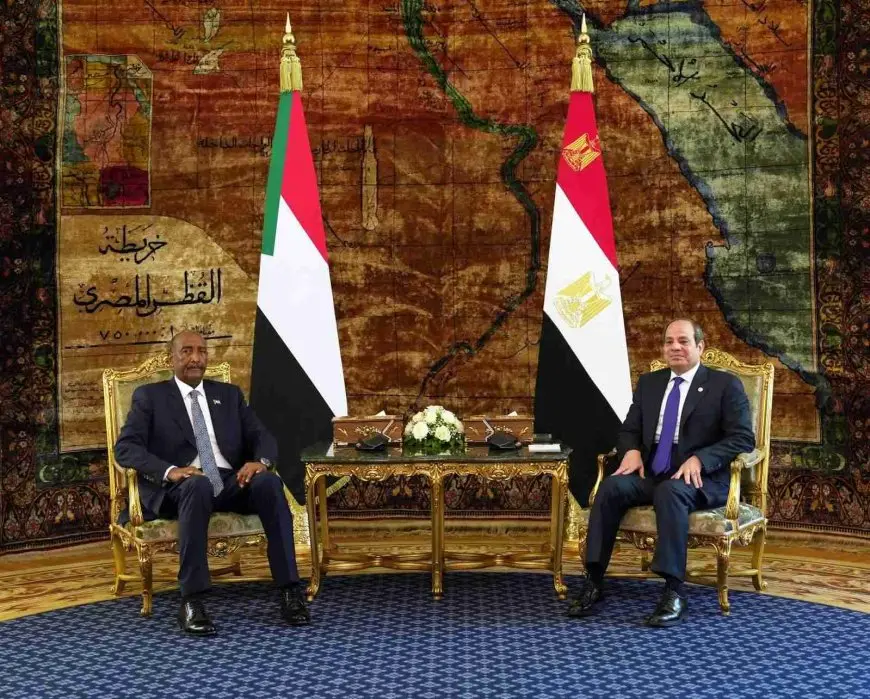 الرئيس السيسي والبرهان اتفقا على مواصلة التنسيق والعمل المشترك لحفظ الأمن المائي للدولتين