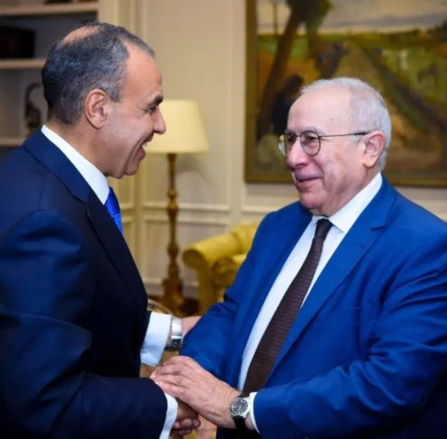 عبد العاطى يؤكد الحرص على تعزيز التنسيق مع المبعوث الأممي لدعم جهوده فى التعامل مع الأزمة في السودان