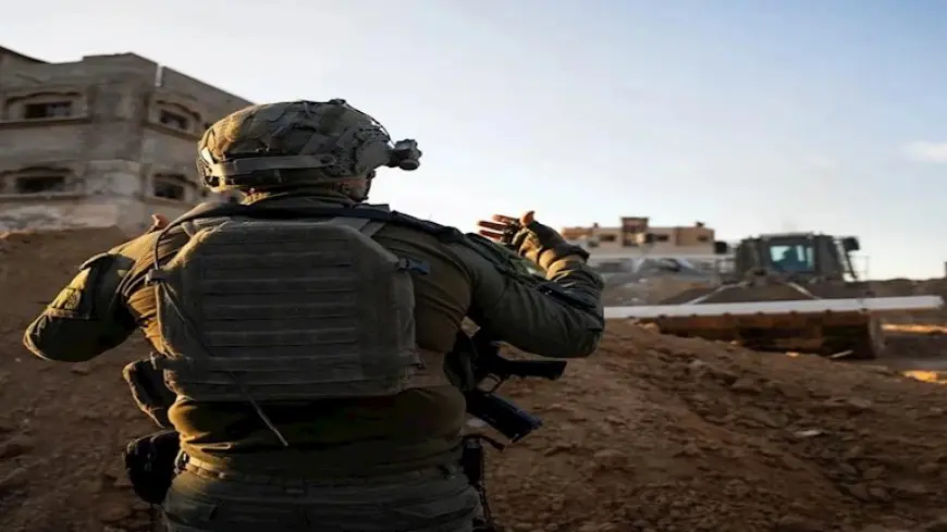 يديعوت أحرونوت: جندي إسرائيلي تُرك وحيدًا في وسط غزة لمدة 40 دقيقة