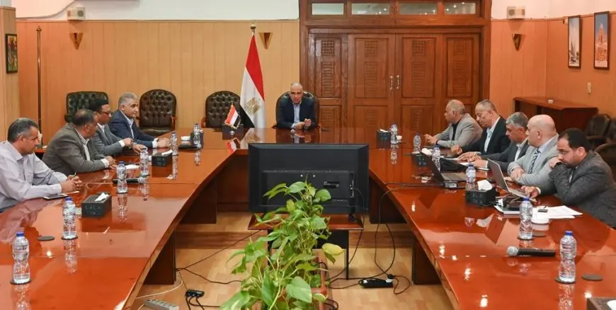 وزير الري يتابع تطهيرات الترع والاستعداد لفترة أقصى الاحتياجات المائية