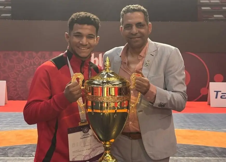 منتخب مصر للمصارعة الرومانية تحت 20 سنة يتوج بكأس البطولة الأفريقية