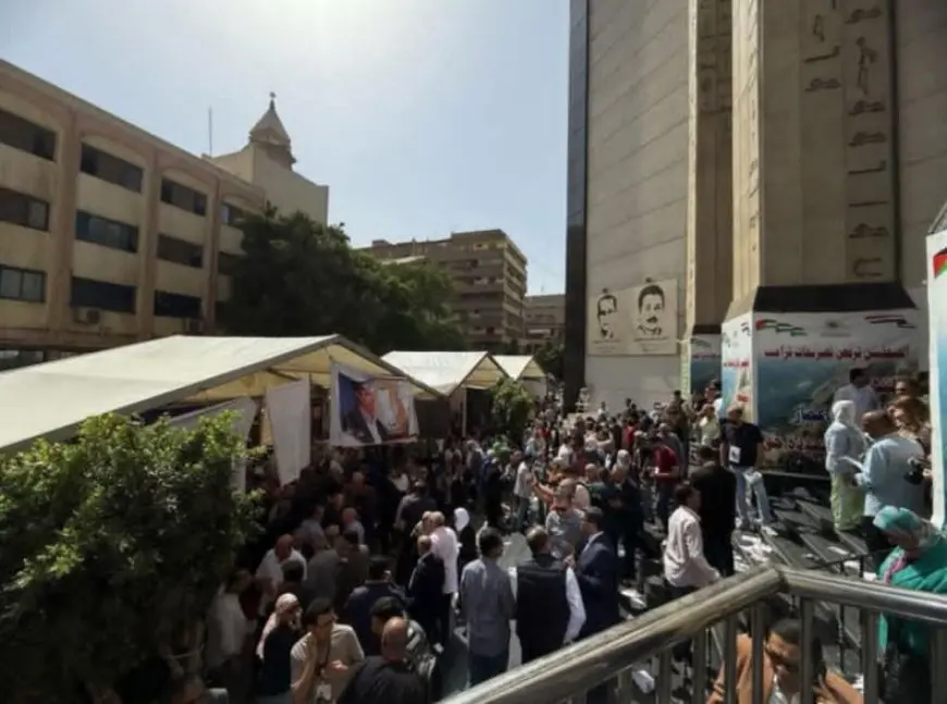 الجمعية العمومية لنقابة الصحفيين توصي بإيجاد حلول لأزمة الصحف الحزبية والمستقلة المتوقفة