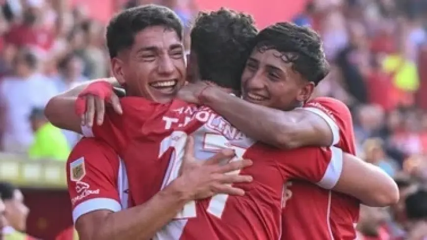 أرجنتينوس يكتسح إستوديانتس برباعية ويعزز صدارته للدوري