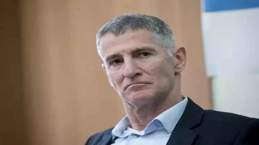 مسؤول إسرائيلي: لم تعد هناك حكومة إسرائيلية بل شخص يتمسك بكرسيه