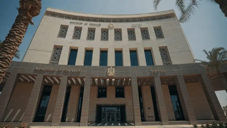 الحكومة تطرح 16 إذن خزانة بقيمة 600 مليار جنيه فى مايو الجارى 