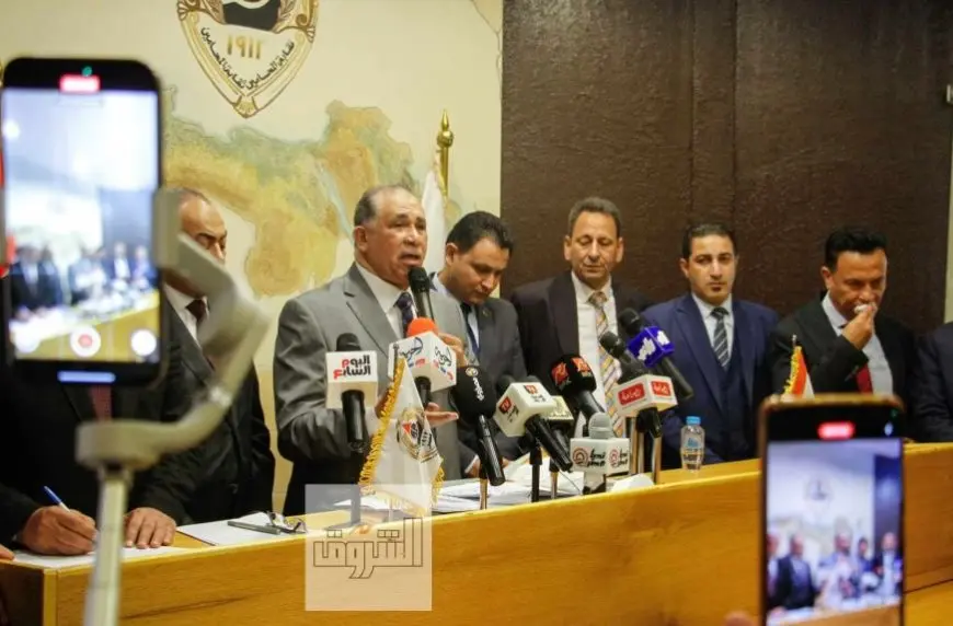 نقيب المحامين يؤكد رفض النقابة الكامل للرسوم القضائية المفروضة: تضر بالأمن القومي للبلاد