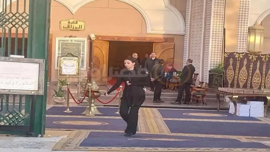 بحضور إلهام شاهين.. نجوم الفن يساندون كارول سماحة في عزاء زوجها وليد مصطفى