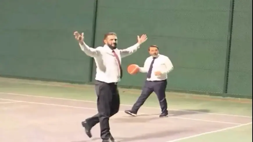 على هامش معركة بناء وطننا.. الرئيس السوري ووزير خارجيته يلعبان كرة السلة