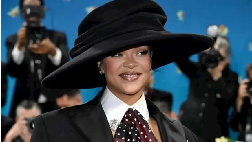 بالفيديو.. ريهانا تعلن عن حملها الثالث في حفل Met Gala 2025