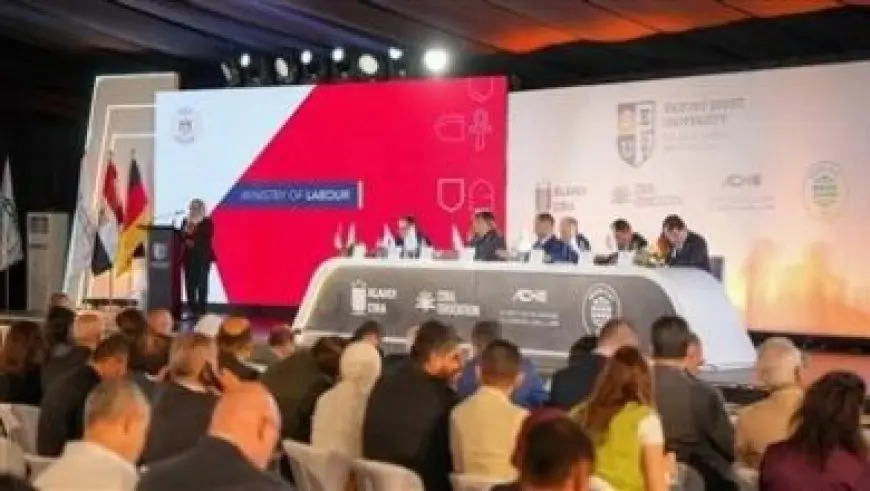 وزير الخارجية يعرب عن تقدير مصر لدعم الجبل الأسود لترشيح العناني لمنصب مدير عام اليونسكو