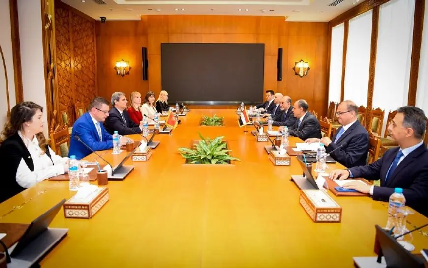 عبد العاطي ووزير خارجية الجبل الأسود يوقعان مذكرة تفاهم لتدشين آلية تشاور سياسي بين البلدين