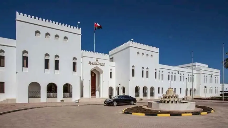 قيادي حوثي: وقف إطلاق النار مع أمريكا لا يشمل إسرائيل