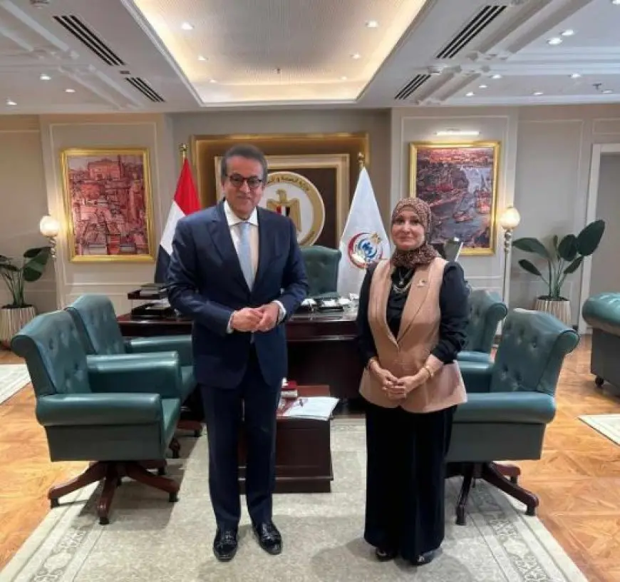 وزير الصحة ونقيب التمريض يبحثان تطوير التدريب المهني وتعميم الأدلة الاسترشادية