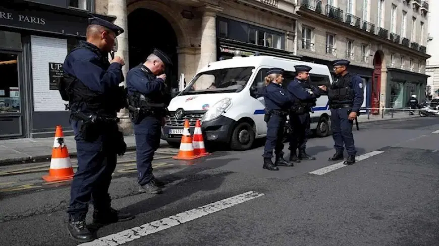 إصابة 3 أشخاص في حادث دهس قرب الشانزليزيه بباريس