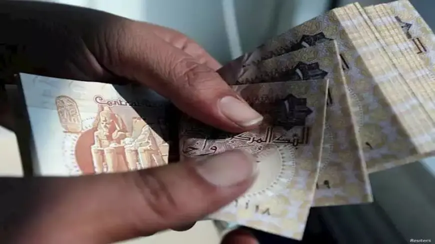 الجنيه يرتفع 2% أمام الدولار ويعود لمستواه قبل صدمة رسوم ترامب