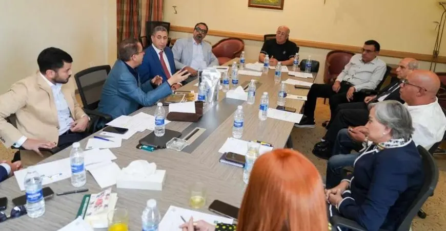 أمانة المشروعات الصغيرة بحزب الجبهة الوطنية تناقش خطتها لتحويل القرى إلى مجتمعات منتجة