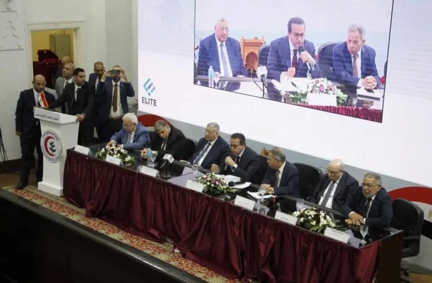 وزير الصحة: نعمل على تفعيل المسئولية الطبية وتيسير اشتراطات تسجيل الأطباء في درجاتهم المختلفة