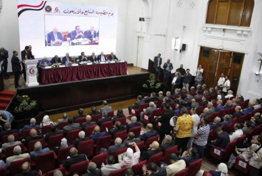 نقابة الأطباء تحتفل بيوم الطبيب السابع والأربعين.. وتكرم رواد المهنة وكبار الأساتذة (تفاصيل)