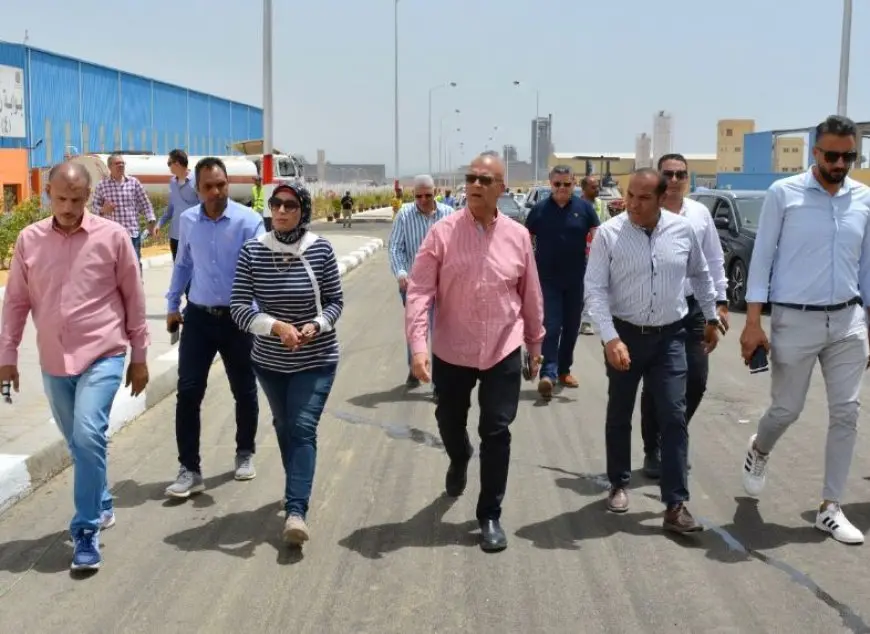 الإسكان: خط مزدوج لتأمين انتظام وصول المياه للقطاع الصناعي بالسويس الجديدة