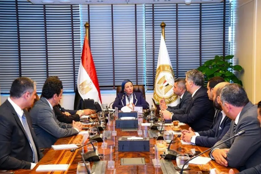وزيرة البيئة تلتقي مجلس إدارة شباب الأعمال لبحث الفرص الاستثمارية الخضراء