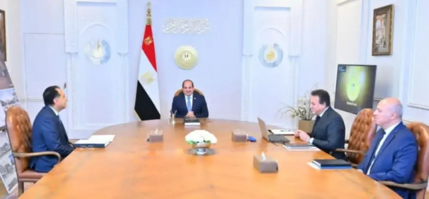 الرئيس السيسي يوجه باتخاذ إجراءات لتحسين أوضاع العاملين في المجال الصحي
