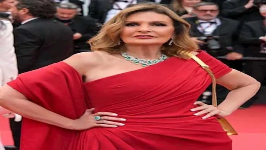 “على الريد كاربت”.. يسرا تنشر صورًا جديدة من مشاركتها في مهرجان كان السينمائي
