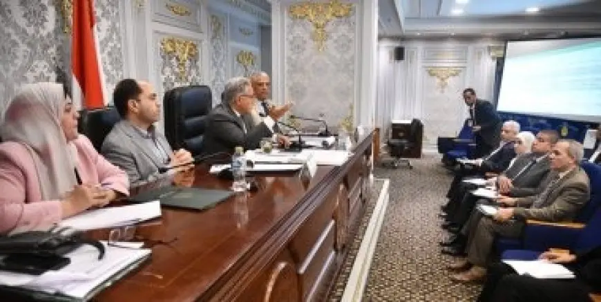 لجنة الإدارة المحلية بمجلس النواب تناقش مشكلة النقل الجماعي في أسوان