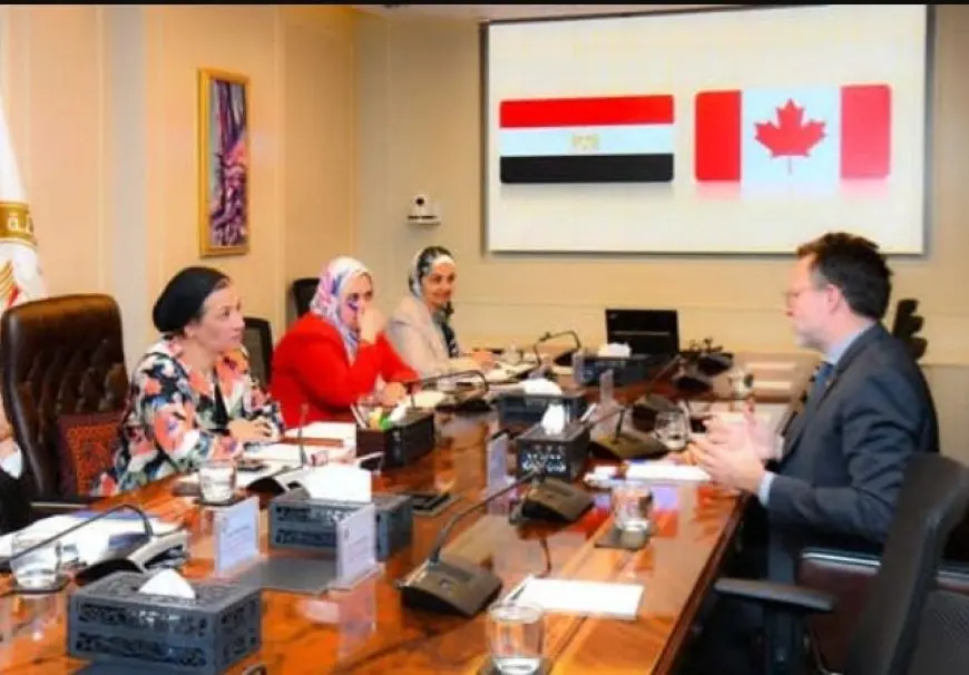 في لقاء مع السفير الكندي.. مصر تستعرض رؤيتها للتحول الأخضر والتوعية بالتلوث البلاستيكي