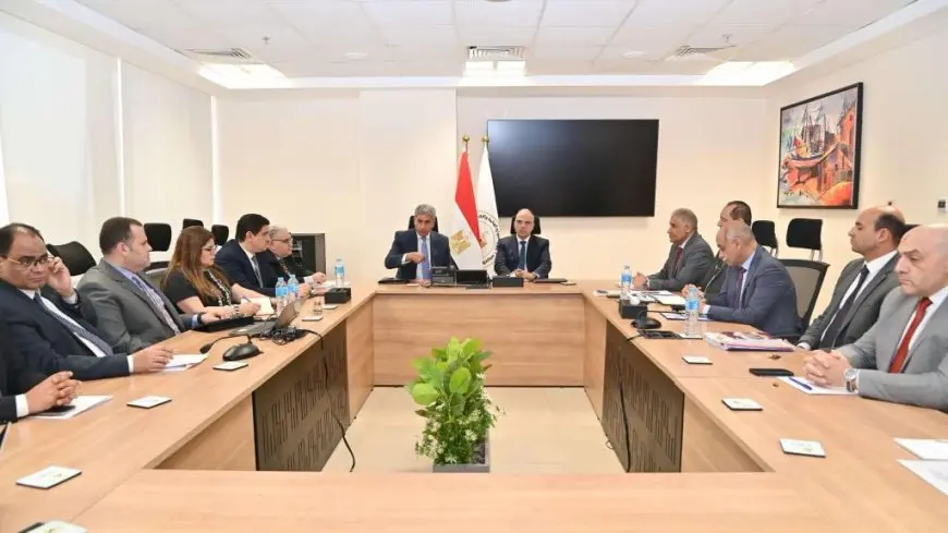 وزيرا السياحة والري يبحثان تسهيل إجراءات إصدار التراخيص للمشروعات السياحية