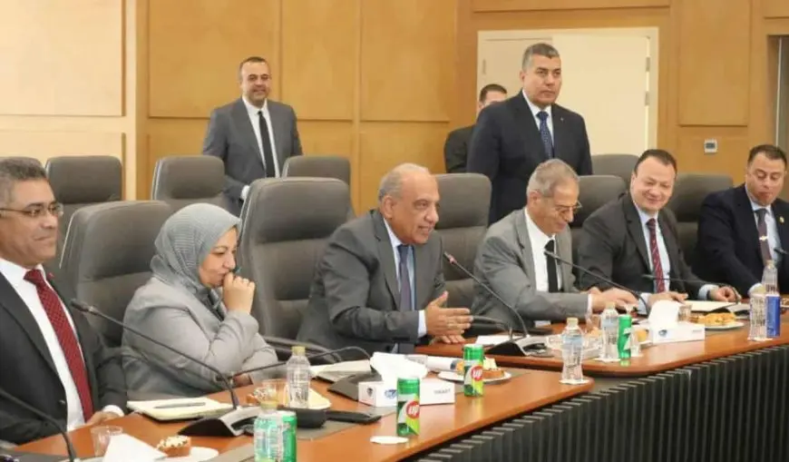 وزير الكهرباء يبحث مع روسآتوم مستجدات مشروع الضبعة النووي
