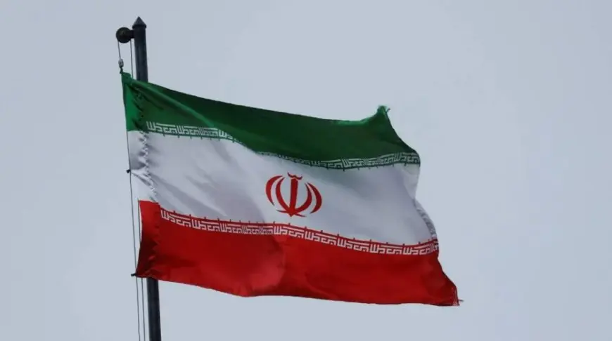 إيران تتفاوض مع الترويكا الأوروبية.. وروبيو يحذر طهران: عرض ترامب لن يدوم للأبد