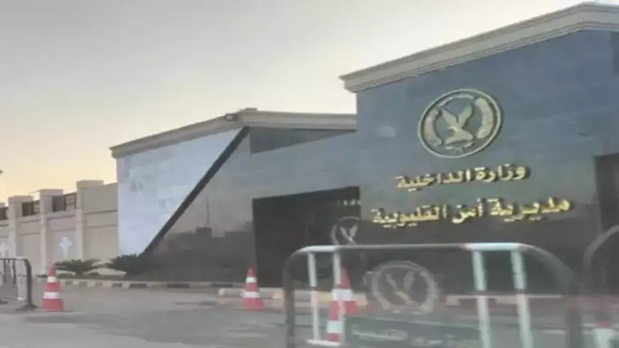 غيبوبة سكر.. نقل الجد المتهم في الاعتداء على حفيده للمستشفى بشبرا الخيمة