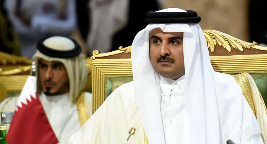 أمير قطر يصل إلى بغداد للمشاركة في القمة العربية