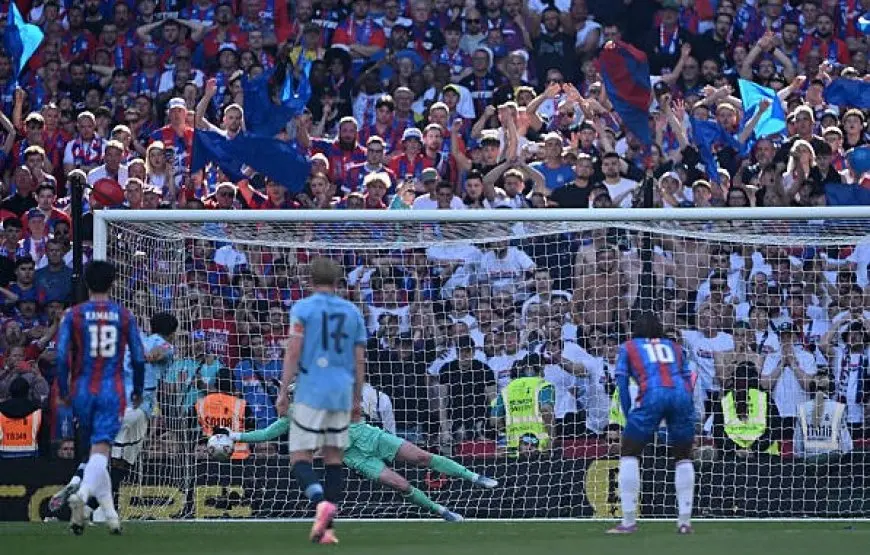 مرموش يرفض اللقب الأول.. كريستال بالاس بطلا لكأس الاتحاد