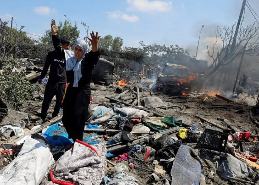 استشهاد 35 فلسطينيا في قصف إسرائيلي على خيام نازحين غرب خان يونس