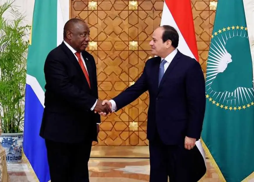 السيسي ورئيس جنوب أفريقيا يبحثان الأوضاع الراهنة في القارة السمراء