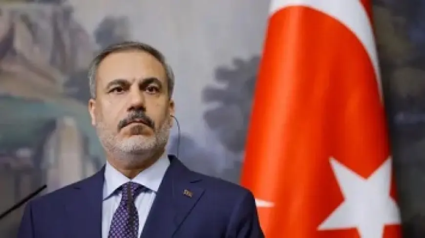 وزير الخارجية التركي يزور صربيا الاثنين