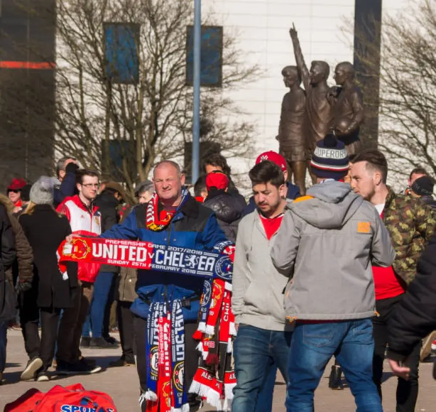 يويفا يحذر جماهير مانشستر يونايتد وتوتنهام قبل نهائي الدوري الأوروبي