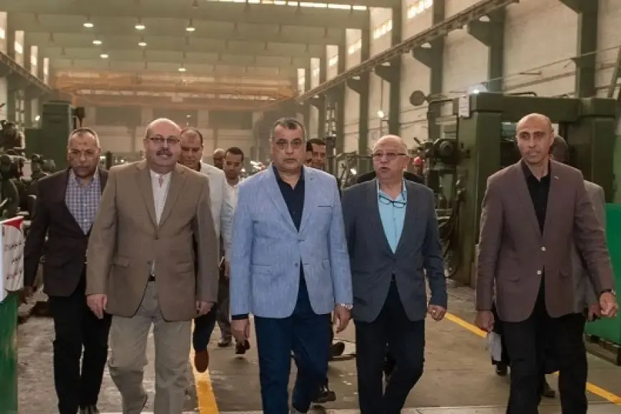 وزير الإنتاج يتفقد مراحل التصنيع بمصنع 99 الحربي.. ويؤكد: نعمل على عقد شراكات ناجحة لدعم الصناعة الوطنية