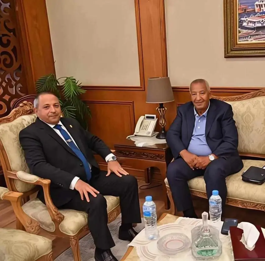 محافظ بورسعيد يجتمع مع مجلس المصري.. وانفراجة في موقف أبو علي