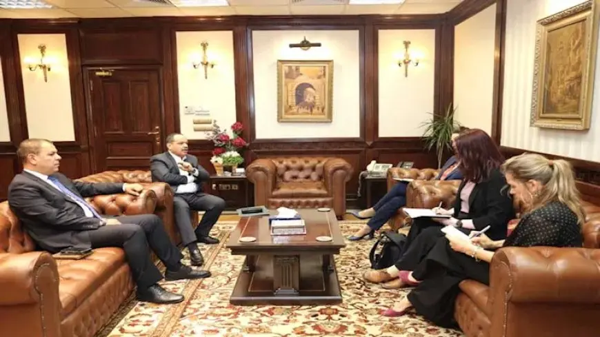 هيئتا الاستثمار في مصر وهونج كونج تبحثان مستقبل مناطق المال والأعمال
