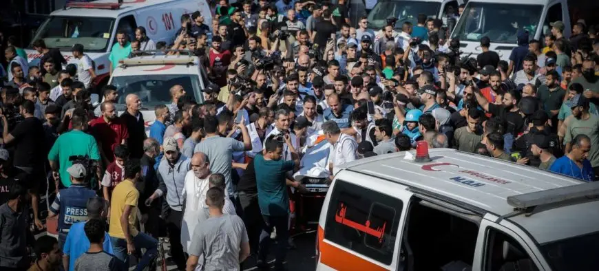 الهلال الأحمر الفلسطيني: مواصلة استهداف المستشفيات ينذر بأوضاع أكثر كارثية في غزة
