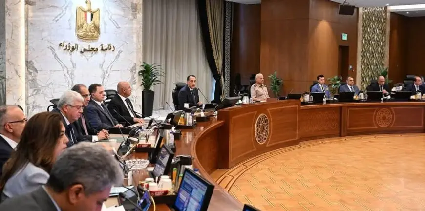 رئيس الوزراء: صندوق النقد لا يفرض علينا شيئا في تنفيذ البرنامج الاقتصادي