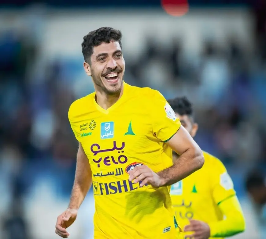 محمد شريف يقود هجوم الخليج أمام النصر في الدوري السعودي