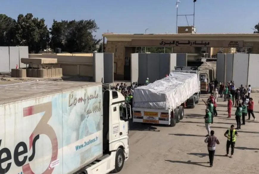 المنظمات الأهلية الفلسطينية: إعلان إسرائيل إدخال عدد محدود من الشاحنات لن يحسن الوضع الكارثي