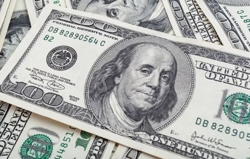 1.2 مليار دولار حصيلة بيع وشراء الدولار عبر الإنتربنك بين البنوك المصرية