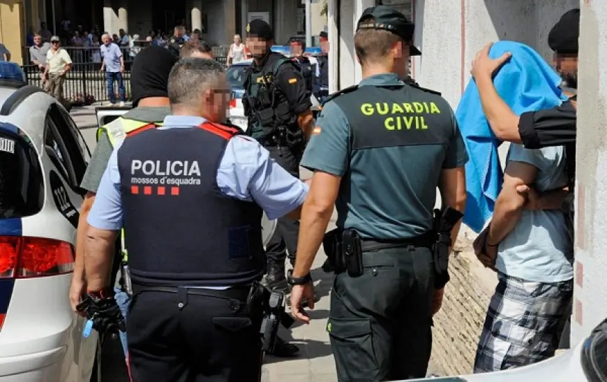 اعتقال أكثر من 50 شخصا في حملة منسقة بين إيطاليا وألبانيا لمكافحة تهريب المخدرات