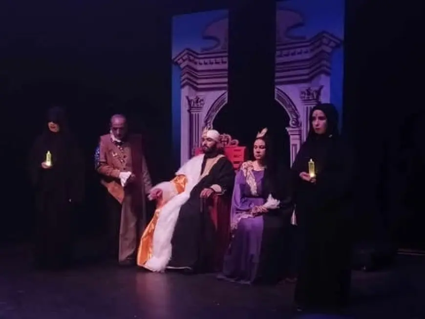 عرض هاملت فات الميعاد على مسرح الأنفوشي