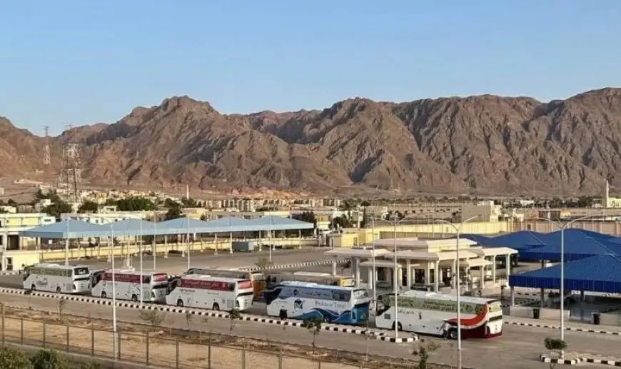 الفوج السادس.. استمرار مغادرة أفواج الحج البري من ميناء نويبع