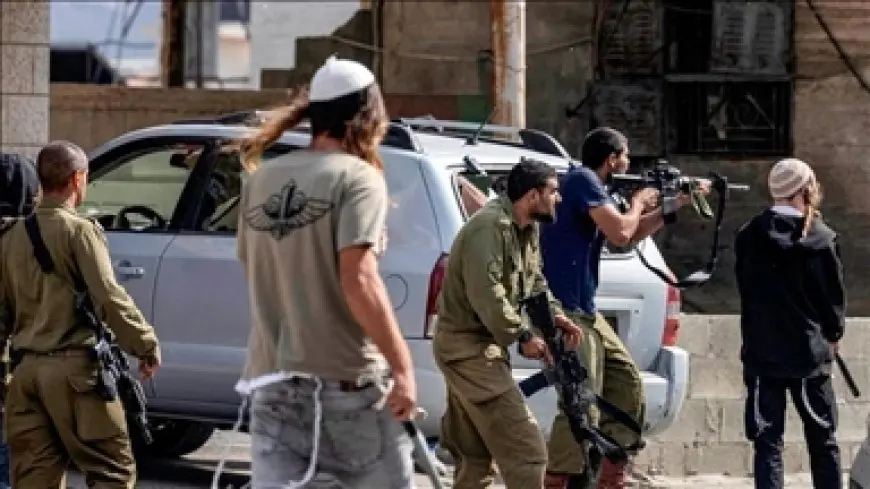 مسئول فلسطيني: مستعمرون يحرقون منزلا بالخليل